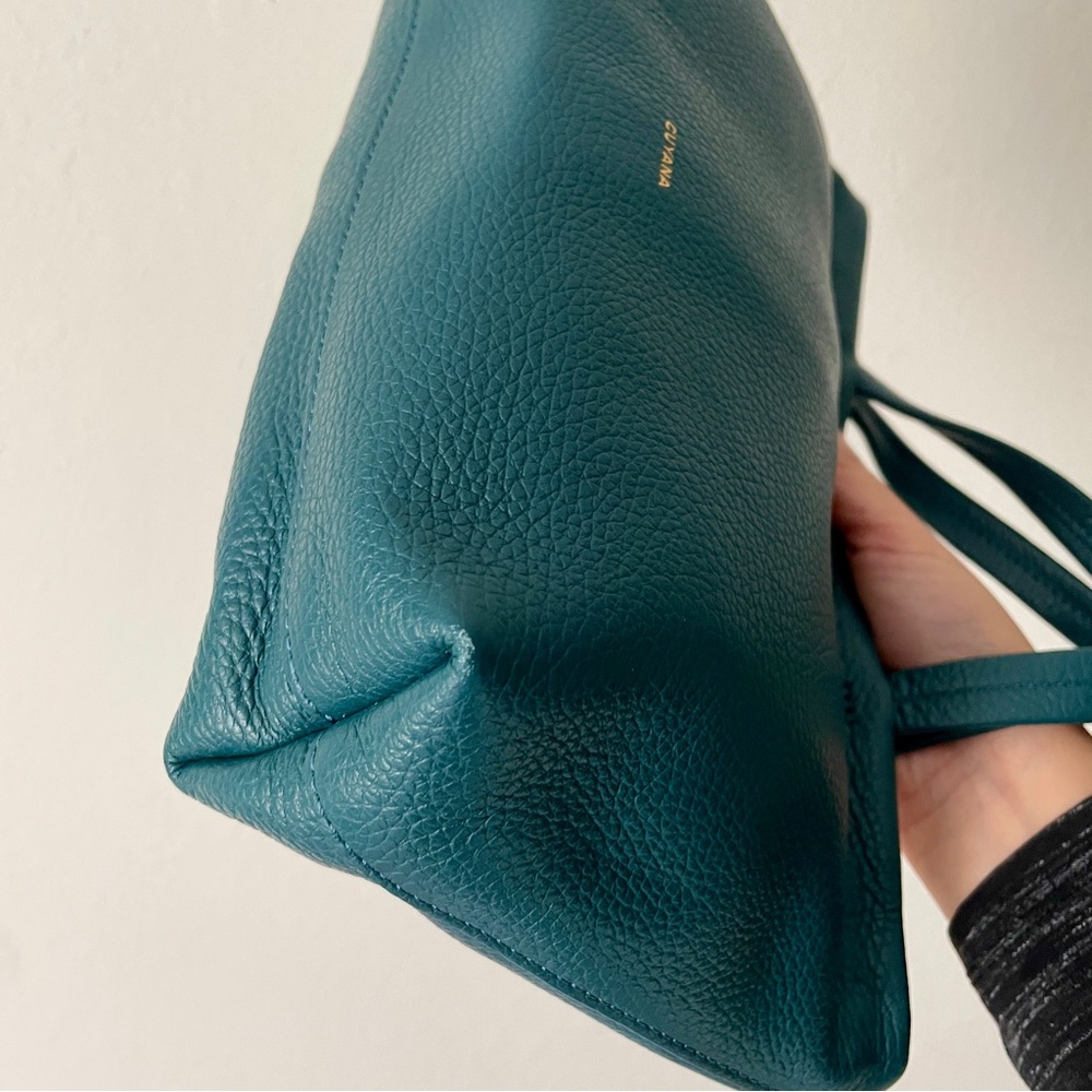Cuyana Mini Easy Zipper Tote in Deep Ocean/Jade - Picture 5 of 10